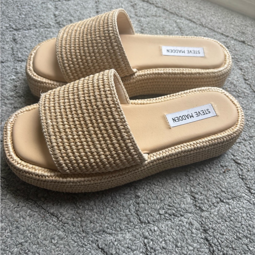 Steve Madden Beige Woven Platform Slide Sandals